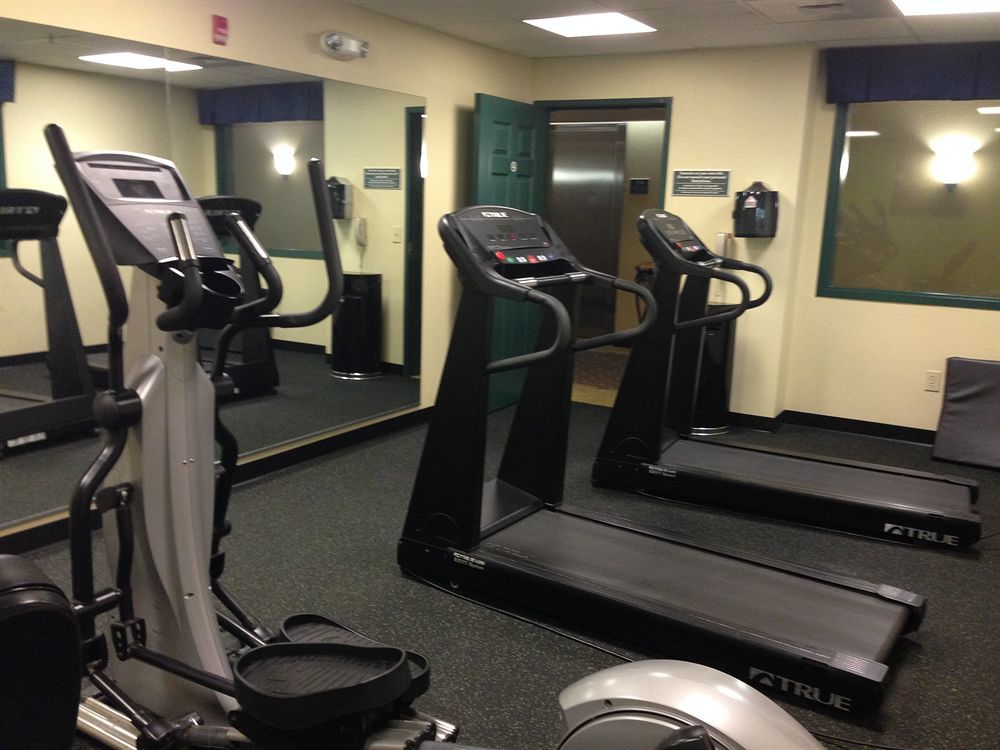 Country Inn & Suites By Radisson, Washington, Dc East - Capitol Heights, Md エクステリア 写真