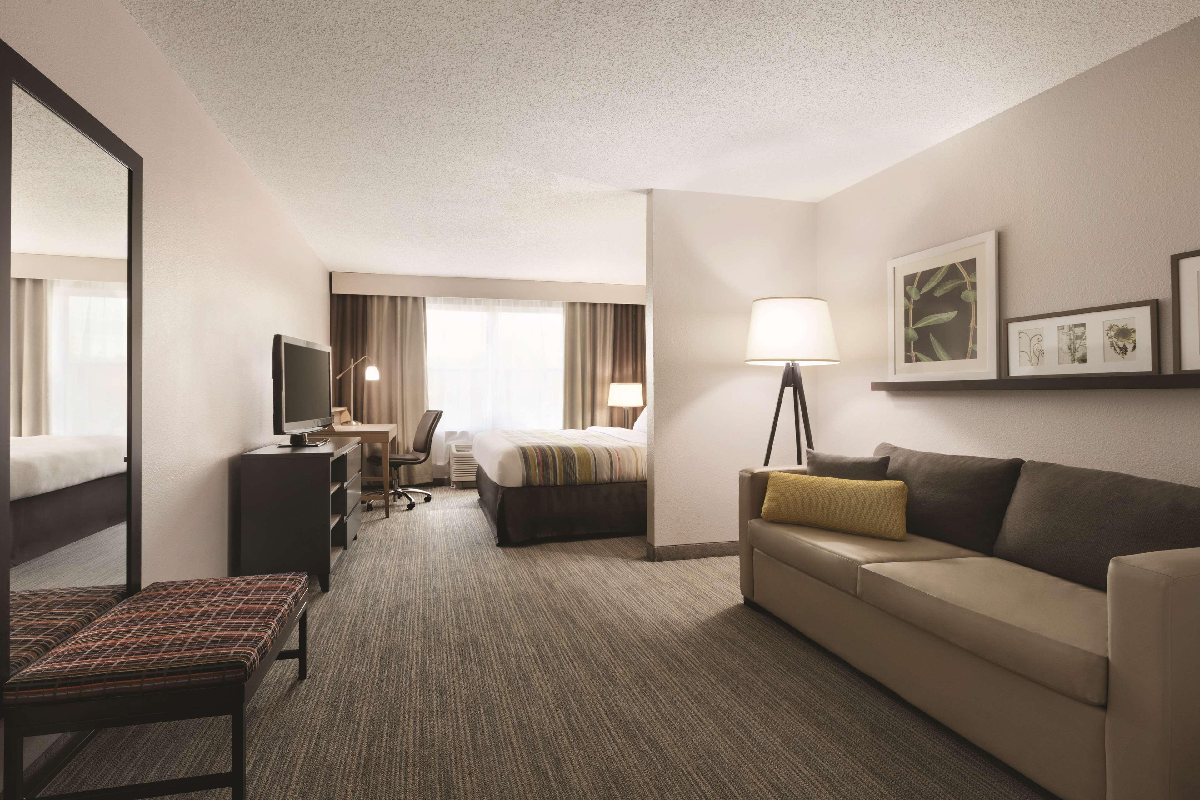 Country Inn & Suites By Radisson, Washington, Dc East - Capitol Heights, Md エクステリア 写真