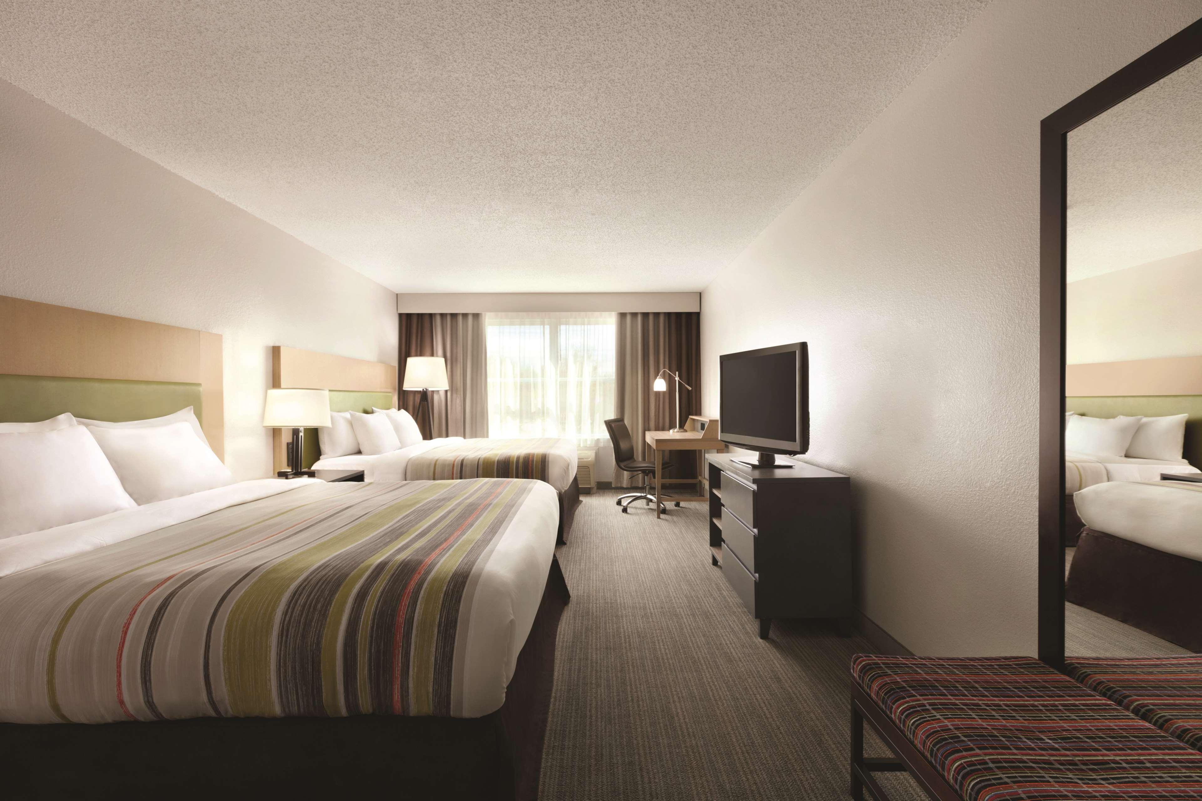 Country Inn & Suites By Radisson, Washington, Dc East - Capitol Heights, Md エクステリア 写真