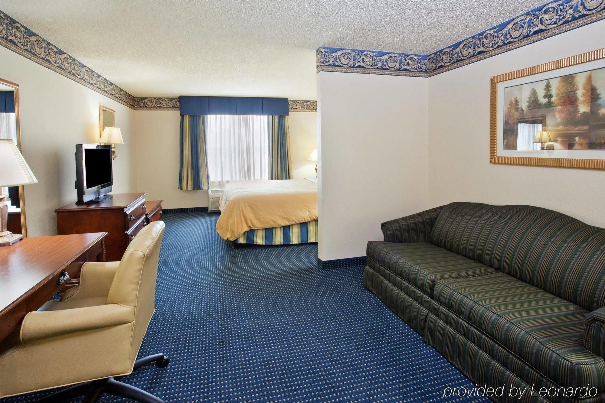 Country Inn & Suites By Radisson, Washington, Dc East - Capitol Heights, Md エクステリア 写真