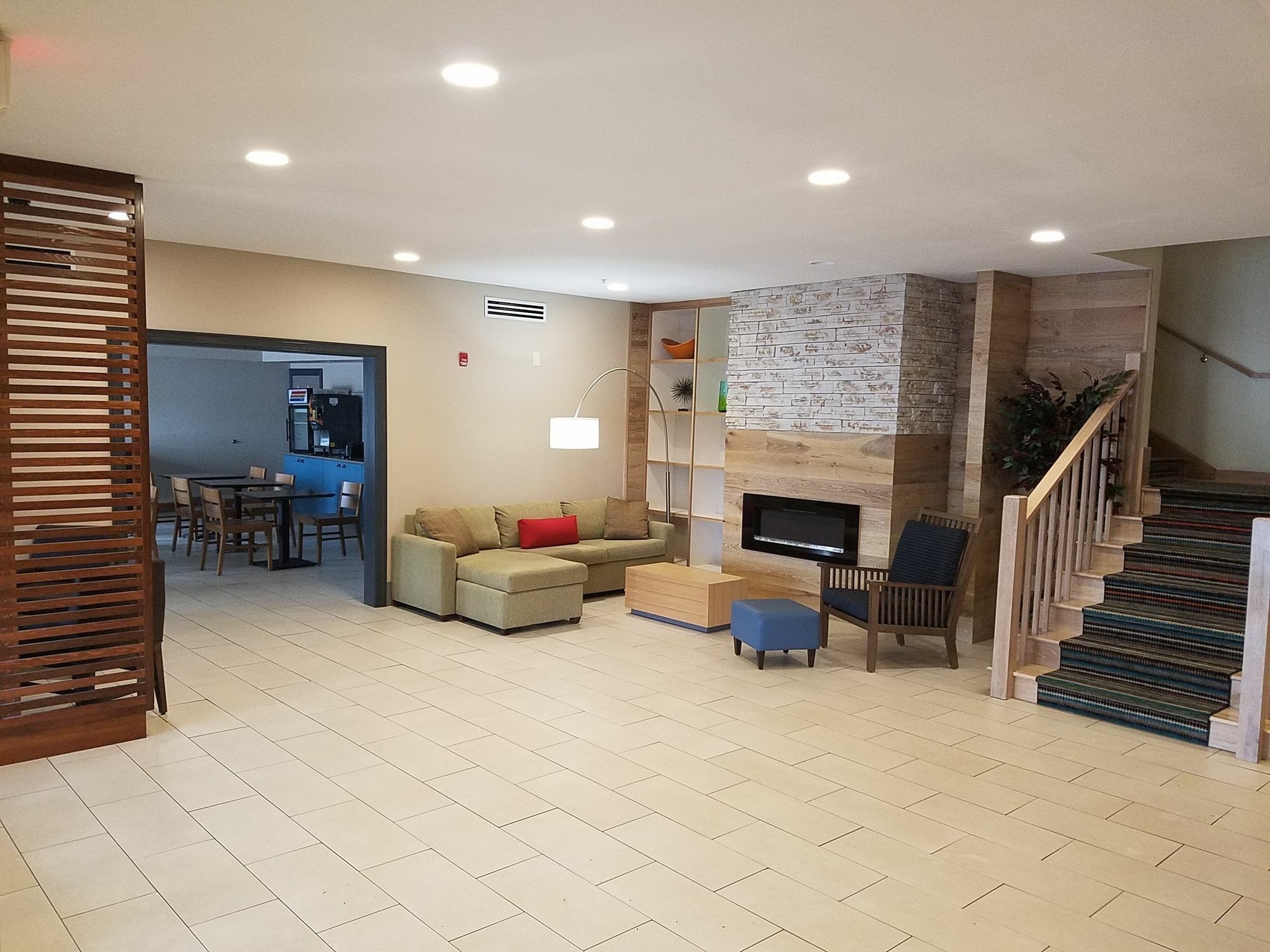 Country Inn & Suites By Radisson, Washington, Dc East - Capitol Heights, Md エクステリア 写真